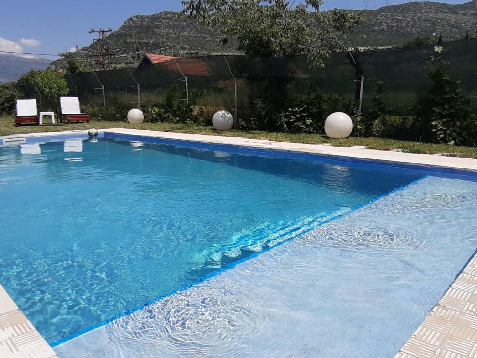 טרביניה Apartment Merona With Swimming Pool חדר תמונה